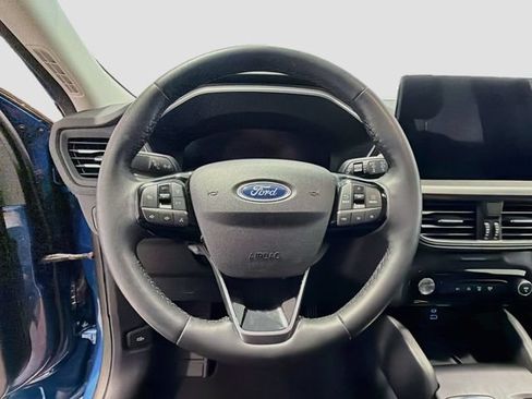 Used 2023 Ford Escape Active w/ Tech Pack #2 AWD/4WD image 9
