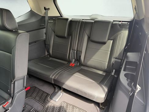 Used 2023 Volkswagen Atlas SE FWD image 24