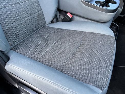 Used 2017 RAM 2500 Big Horn image 34