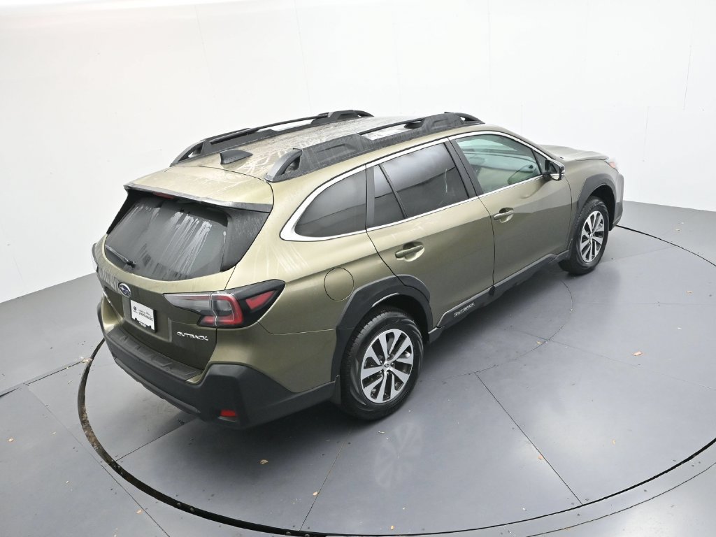 Certified 2025 Subaru Outback Premium AWD/4WD image 29