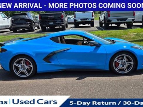 Used 2021 Chevrolet Corvette Stingray Preferred Cpe w/ Z51 Performance Package RWD image 11