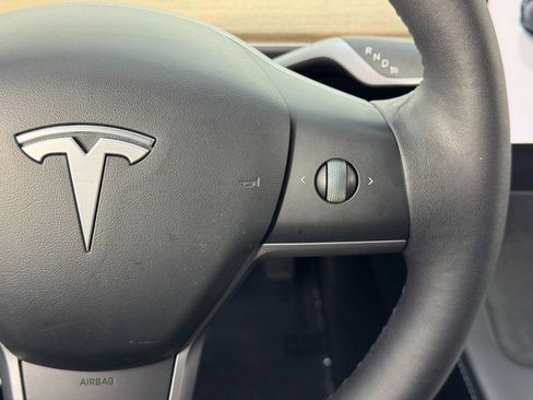 Used 2022 Tesla Model 3 Long Range image 20