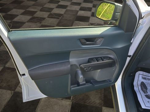 New 2026 Ford Maverick XL FWD image 30