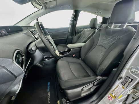Used 2017 Toyota Prius Prime Plus w/ Carpet Mat Package FWD image 13