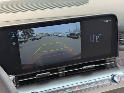Used 2025 Hyundai Kona SEL AWD/4WD image 18