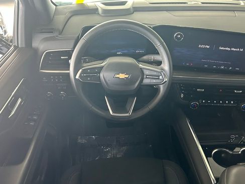 Used 2025 Chevrolet Tahoe LS image 9