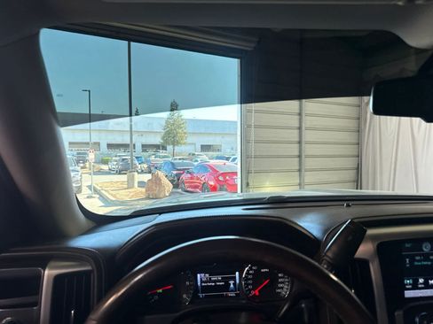 Used 2017 GMC Sierra 1500 SLT w/ SLT Premium Package AWD/4WD image 26