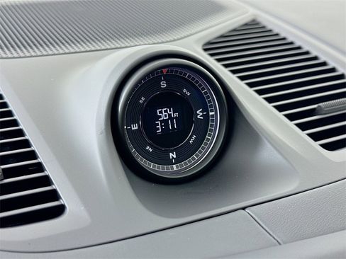 New 2026 Porsche Cayenne Coupe image 17