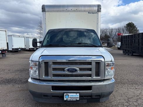 Used 2022 Ford E-350 and Econoline 350 Super Duty w/ Power Windows & Locks Group image 2