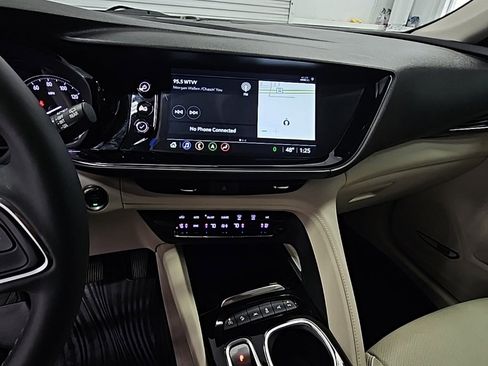 Used 2023 Buick Envision Avenir image 12