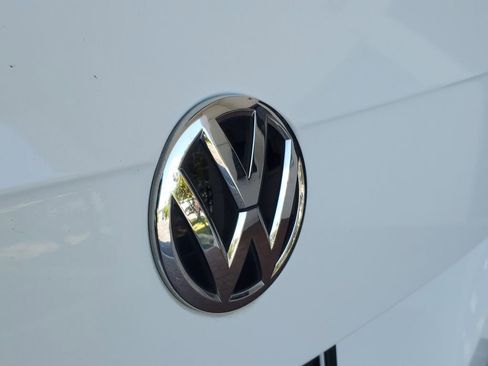 Used 2019 Volkswagen Tiguan SEL Premium R-Line FWD image 6