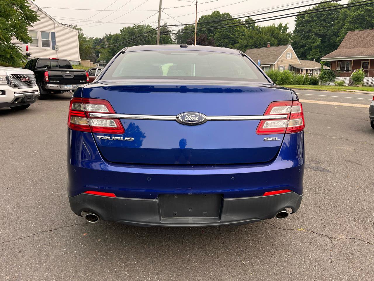 Used 2015 Ford Taurus SEL w/ Equipment Group 201A FWD image 4