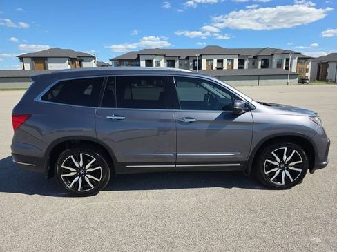 Used 2020 Honda Pilot Touring image 14