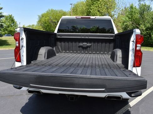 Used 2023 Chevrolet Silverado 1500 RST AWD/4WD image 30
