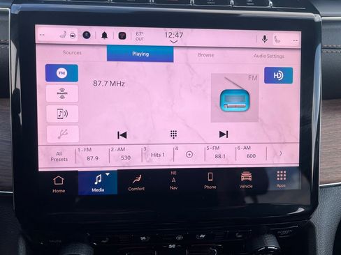 Used 2023 Jeep Grand Cherokee L Summit w/ High Altitude Package image 8