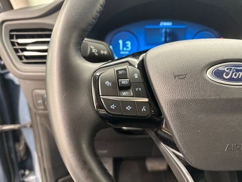 Certified 2025 Ford Escape Platinum image 23