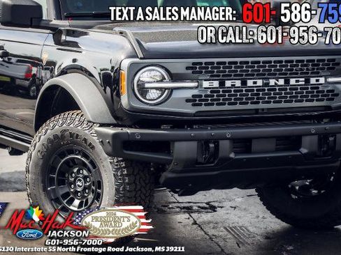 New 2026 Ford Bronco Badlands image 3