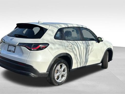 Certified 2023 Honda HR-V LX image 7