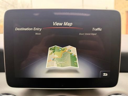 Used 2019 Mercedes-Benz GLA 250 4MATIC image 38