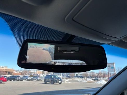 Used 2011 Kia Sorento LX w/ Convenience Pkg image 17