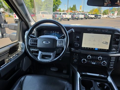 Used 2023 Ford F350 Lariat w/ Lariat Ultimate Package AWD/4WD image 21