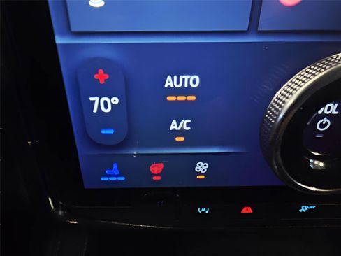 Used 2022 Ford Expedition Max Limited AWD/4WD image 31