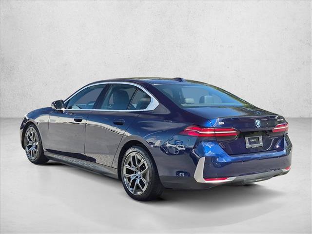Used 2024 BMW i5 eDrive40i w/ Convenience Package RWD image 8