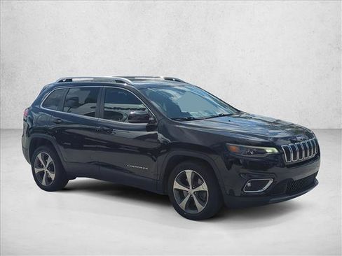 Used 2020 Jeep Cherokee Limited image 3