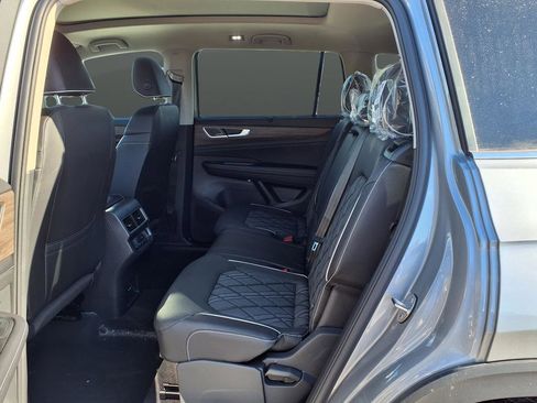 New 2026 Volkswagen Atlas SEL Premium R-Line image 15