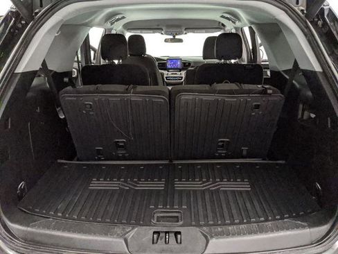 Certified 2023 Ford Explorer XLT image 19