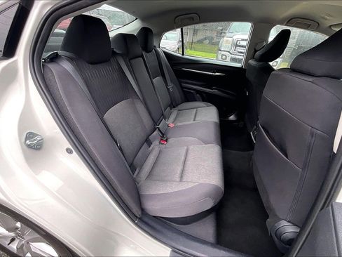 Used 2025 Toyota Camry LE FWD image 31