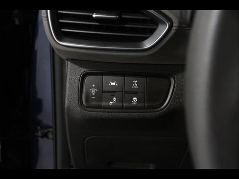 Used 2019 Hyundai Santa Fe SEL AWD/4WD image 6