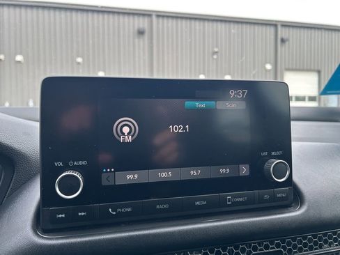 Used 2023 Honda HR-V Sport image 12