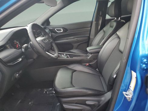 Used 2026 Jeep Compass Latitude image 20