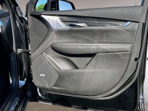 Certified 2024 Cadillac XT6 Sport w/ LPO, Floor Liner Package AWD/4WD image 19