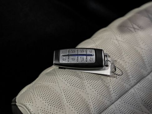 Used 2022 Genesis GV70 3.5T Sport w/ Sport Advanced Package image 66