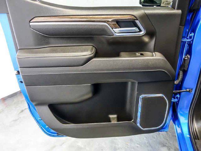 Used 2025 Chevrolet Silverado 1500 RST AWD/4WD image 28