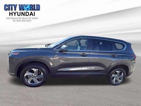 Used 2023 Hyundai Santa Fe SE AWD/4WD image 2