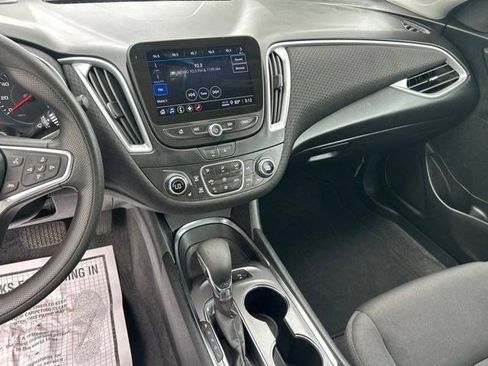 Used 2024 Chevrolet Malibu LT FWD image 21