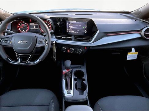 New 2026 Chevrolet Trax RS image 6