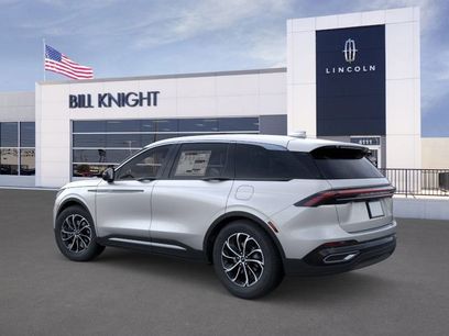 New 2025 Lincoln Nautilus Premier