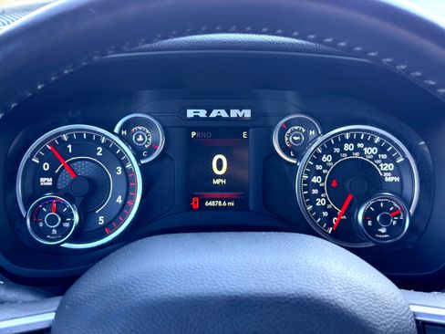 Used 2024 RAM 3500 Big Horn image 23