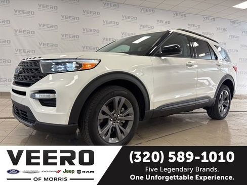 Certified 2023 Ford Explorer XLT w/ Equipment Group 202A AWD/4WD image 1