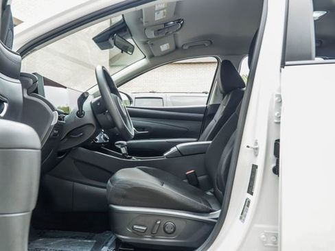 Used 2025 Hyundai Tucson SEL FWD image 38