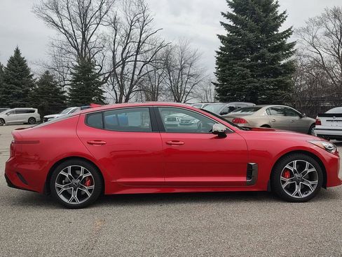 Used 2018 Kia Stinger GT2 image 31