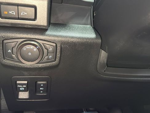 Certified 2020 Ford F150 Raptor w/ Equipment Group 802A Luxury image 18