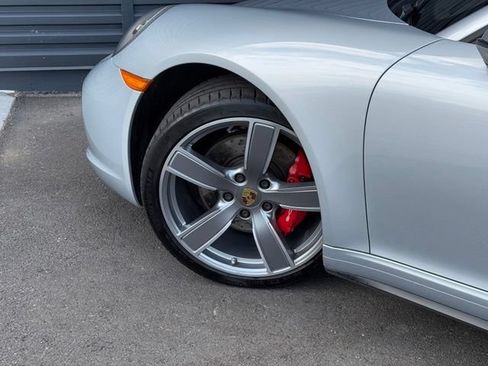 Used 2018 Porsche 911 Carrera 4S AWD/4WD image 12