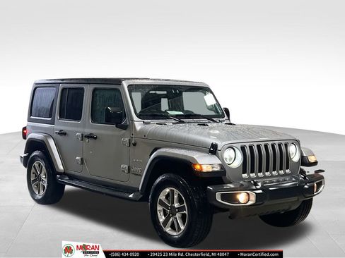Used 2018 Jeep Wrangler Unlimited Sahara image 7