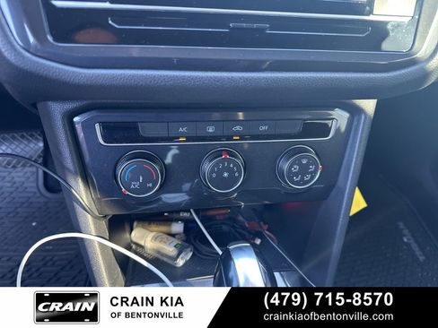 Used 2020 Volkswagen Tiguan S FWD image 23
