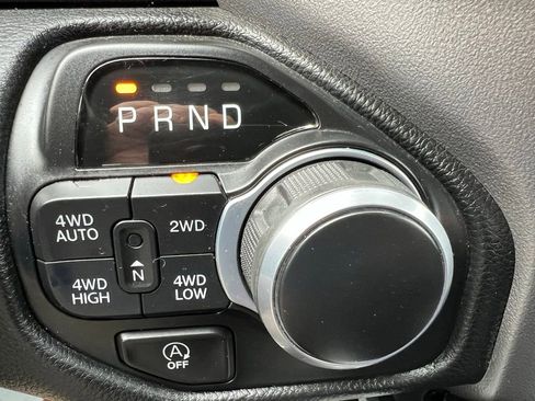 Used 2021 RAM 1500 Big Horn image 34